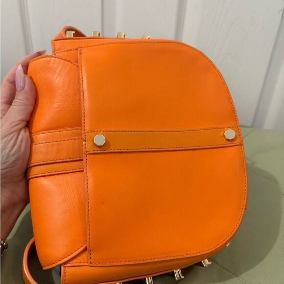 NWT LUANA ITALY SEDGWICK LARGE LEATHER SADDLE BAG orange - Picture 3 of 8